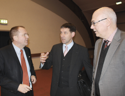 Ulrich Kestermann (li.) mit Dr. von Danwitz und Norbert Jurczyk hat dem Kreistag gestern Abend seine Empfehlung gegeben.