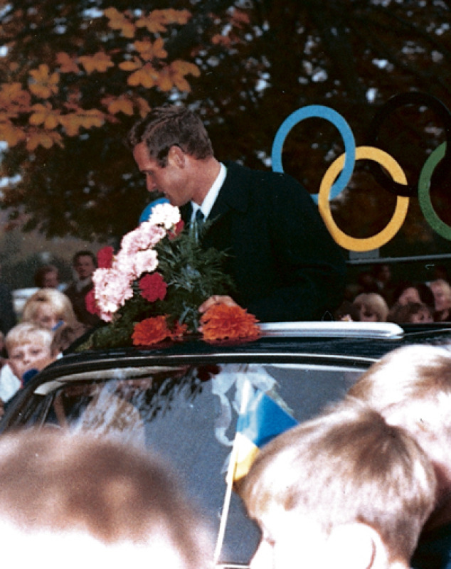 Unvergesssliche Bilder:  Hans-Joachim Walde  (†) 1968 beim triumphalen Empfang in seiner Heimat Bomlitz nach dem Gewinn der Silbermedaille bei den Olympischen Spielen in Mexiko.
