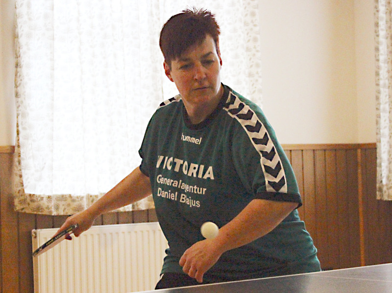 Sieg und Niederlage: Die Tischtennis-Damen des SSV Nienhagen-Gilten (Bild:  Heidrun Nebel) erlebten am Wochenende ein Wechselbad der Gefühle in der Bezirksoberliga.