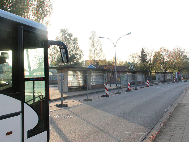 Derzeit steuern die Busse das Schulzentrum Walsrode an: Aber nach dem Umbau des Bahnhofsvorplatzes sollen sie wieder an einer – dann allerdings – barrierefreien und neu gestalteten Bushaltestelleninsel halten.
