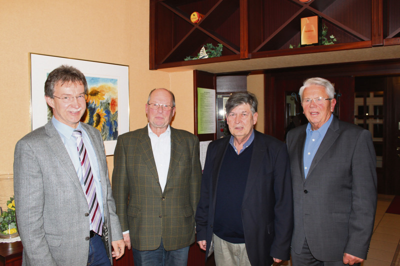Positionen: Thomas Bamman, Klaus Kunold, Dr. Raimund Sattler und Willi Rübke (von links) erläuterten als Kreistagsabgeordnete von BU und WBL ihre Standpunkte zum aktuellen Haushaltsplan des Heidekreises.