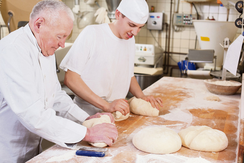 Unter anderem freie Ausbildungsstellen im Bäckerhandwerk stehen im Heidekreis noch zur Verfügung (Bild: contrastwerkstatt/fotolia)