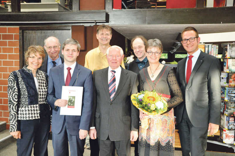 Die Preisträger nahmen ihre Auszeichnungen im Forum der Bibliothek Waldmühle entgegen.