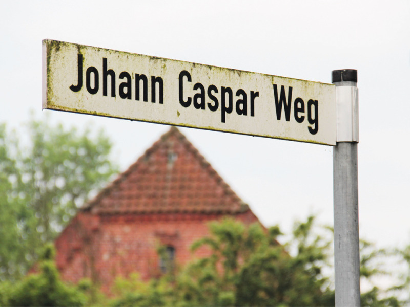 Ungebrochene Nachfrage: Die zehn neuen Bauplätze im Baugebiet „Johann-Caspar-Weg II“ in Bothmer gehen weg wie „warme Semmeln“, so Kämmerin Nina Kokott.