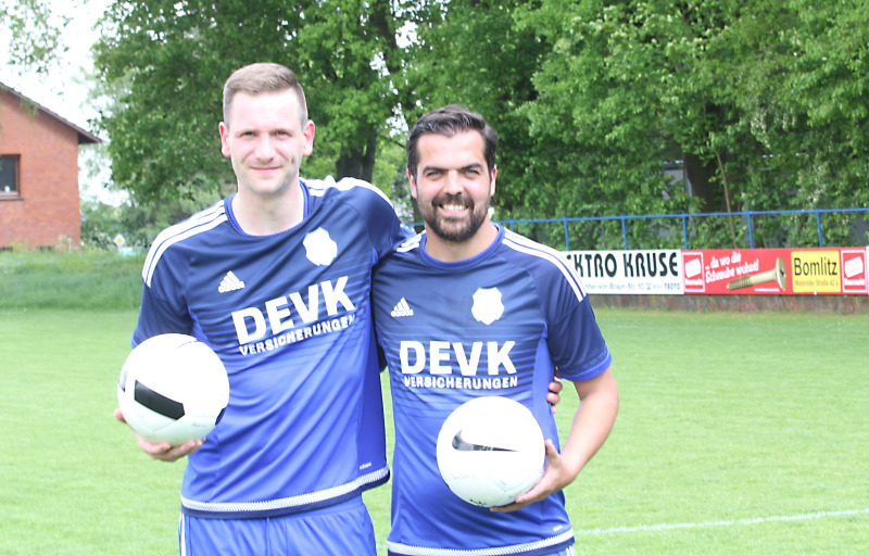 Einen gelungenen Abschied feierten am Sonntag Sebastian Meene und Martin Eggers (v.l.) bei Germania, wobei Eggers in den Trainerstab der Walsroder aufrücken wird. 