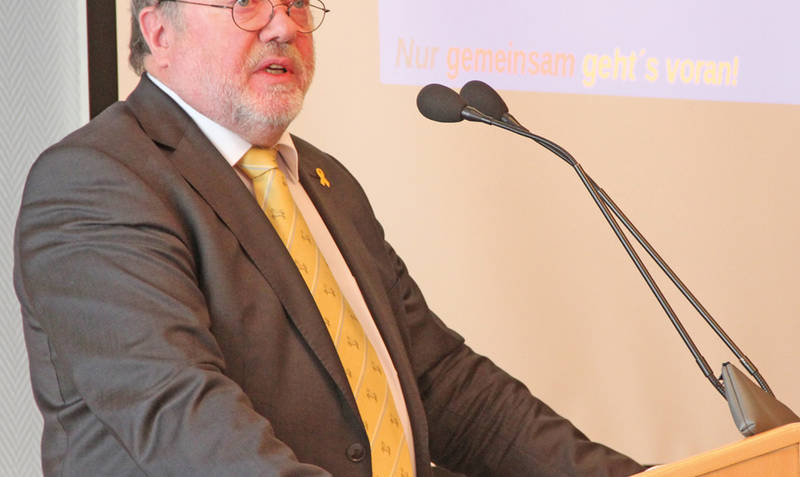 Alter und neuer Kreisvorsitzender: Gerd Engel führt die CDU auch in den kommenden Jahren. Der Munsteraner erhielt bei seiner Wahl allerdings ein schlechteres Ergebnis als vor zwei Jahren.