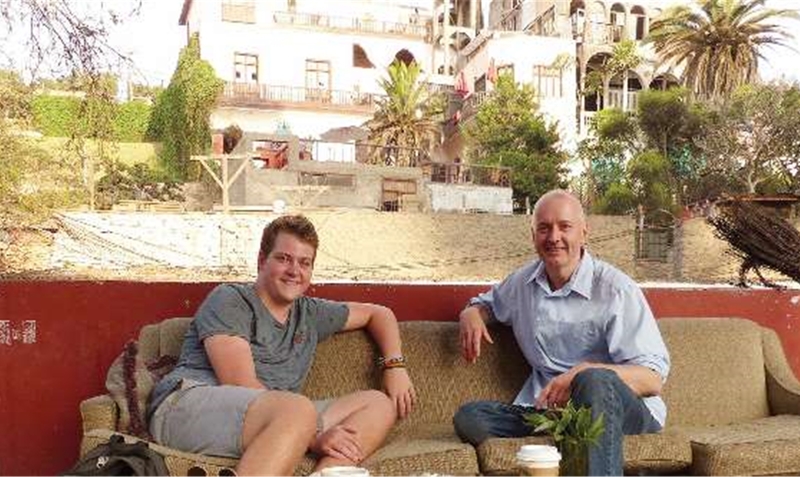 Ausgetauscht: Jörg Grube (rechts) besuchte den Groß Häuslinger Dominik Hülle in seiner Heimat auf Zeit, Lima. red