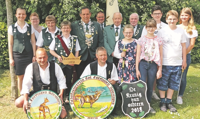 Der Schützenverein Kolonie Cordingen-Hünzingen feiert seine neuen Majestäten.red