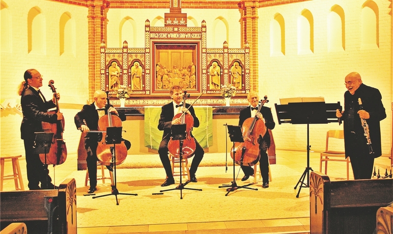 Besonderes Erlebnis: Giora Feidman und das Rastrelli Cello Quartett in der Luther-Kirche in Soltau.hbh