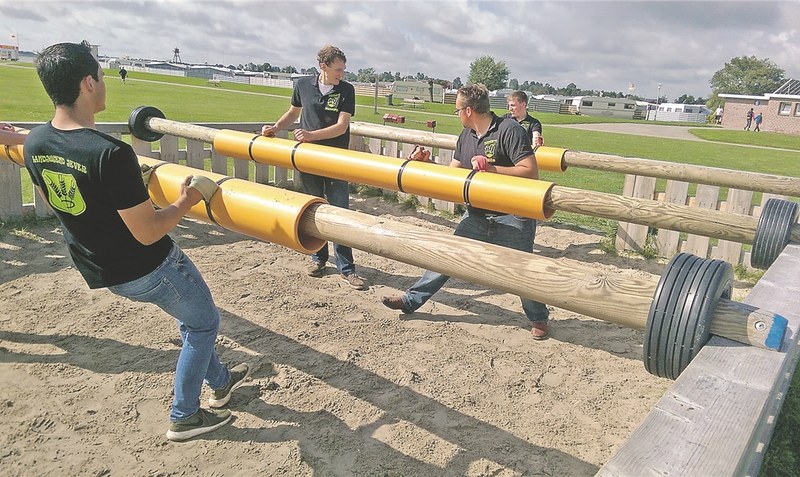 Ein Beispiel: Die Landjugend Jever hat bei einer 72-Stunden-Aktion den “Human-Kicker” gebaut. red