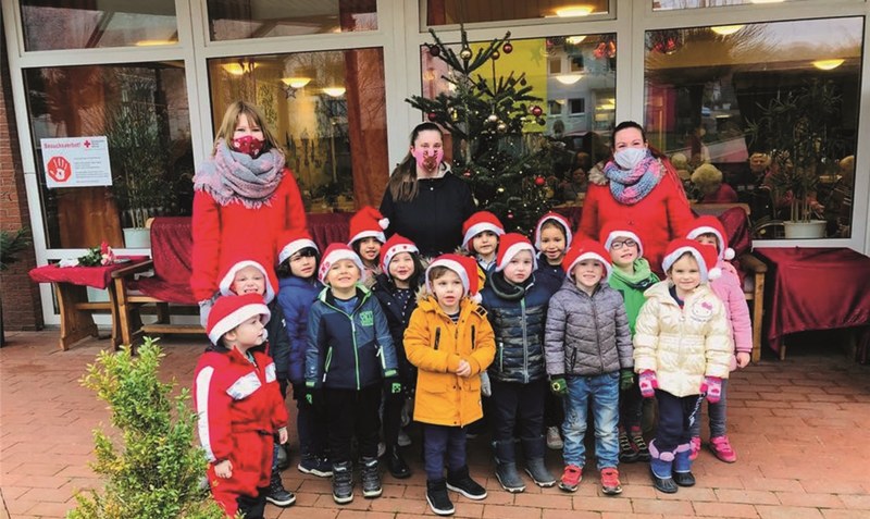 Die Kinder aus dem Bad Fallingbosteler Kindergarten an der Soltauer Straße finden: Manchmal sind es besonders die kleinen Gesten, die Licht in dunkle Tage bringen können.