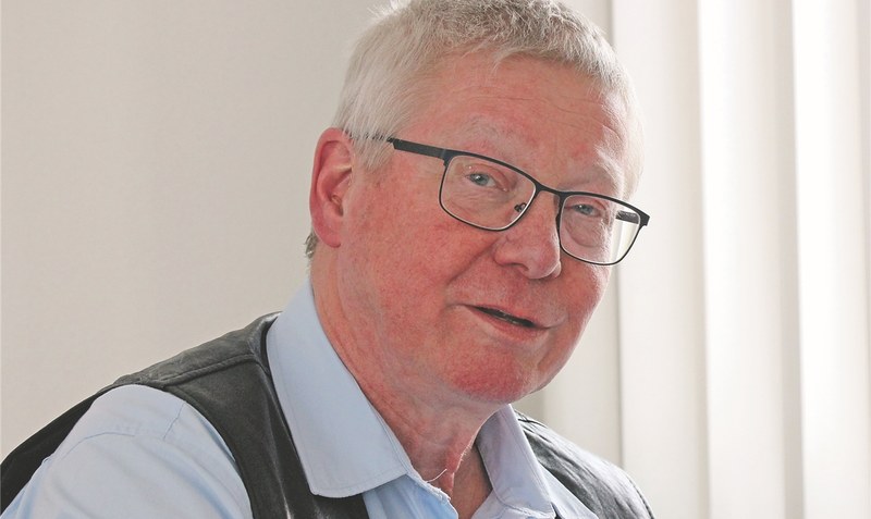 Kreisverwaltungsdirektor Ralf Trosin (65) geht nach fast fünf Jahrzehnten Arbeit in der Kreisverwaltung am 1. Mai in den Ruhestand. Foto: Eickholt