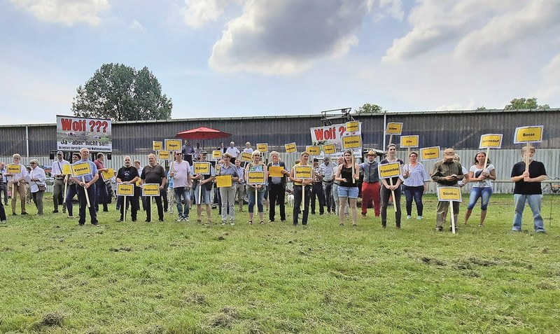 Von Altenwahlingen bis Wendenborstel: In mehr als 40 Orten, die zum Gebiet des Rodewalder Rudels gehören, wurden Unterschriften gesammelt. Fotos: Meyland