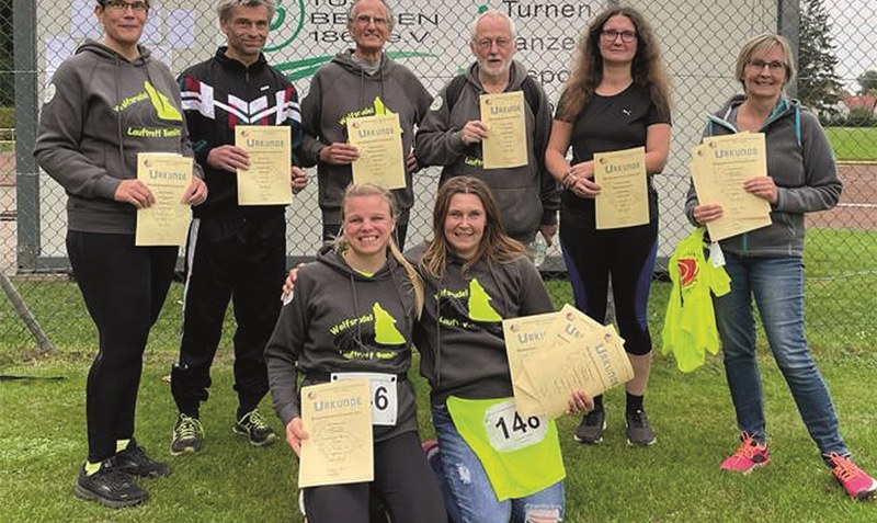 Aktive des Marathon Club Walsrode und der SG-Bomlitz-Lönsheide waren bei Crosslauf-Bezirksmeisterschaft in Bergen im Einsatz. Foto: privat