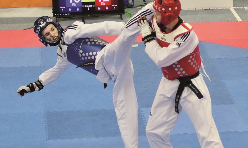 Jasper Scholz im Kampf auf der Deutschen U21-Meisterschaft im Teakwondo. Foto: privat