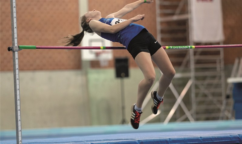 Svea Funck gewann mit einer Höhe von 1,54 Metern den Landesmeistertitel ihrer Altersklasse. Foto: T. Flatemersch
