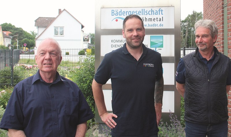 Der Neue, sein Chef und sein Vorgänger: Markus Scheling (Mitte), Thomas Heine (rechts) und Matthias Kerl. Foto: Hillmann