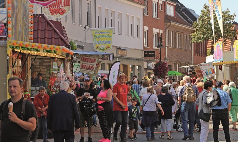 Volle Straßen: Fast 50.000 Menschen besuchten über das Stadtfest-Wochenende die Walsroder Innenstadt. Fotos: Langemeyer