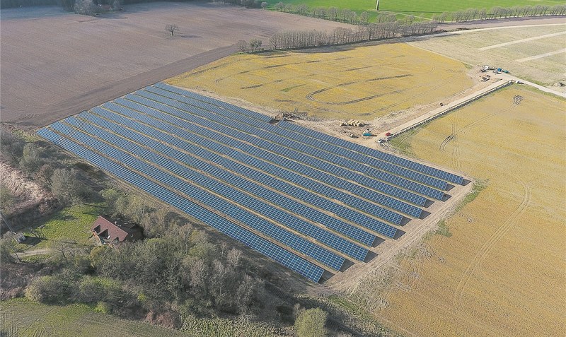 Der Solarpark in Bomlitz liegt auf heutigem Gewerbegebiet - und auch in Zukunft sollen die Flächen für Solarenergie begrenzt und räumlich eingeengt werden. Foto: WZ-Archiv
