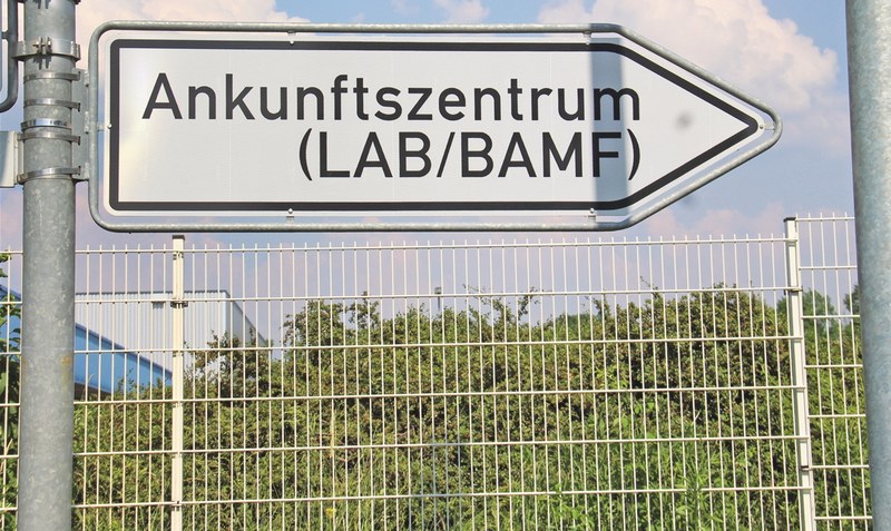 Was passiert mit dem “Camp”: Die ganze Region wartet auf Nachricht aus Berlin zur Zukunft des Ankunftszentrums Bad Fallingbostel-Oerbke. Foto: WZ-Archiv