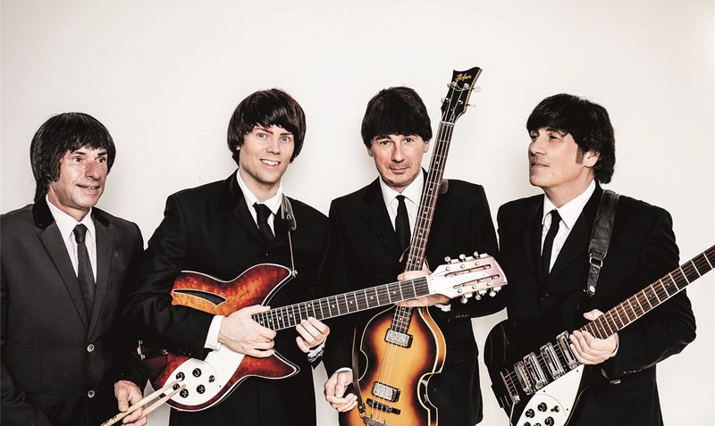 “The Beatles Today”: Sie bringen die Hits der weltberühmten Jungs aus Liverpool authentisch auf die Bühne der Walsroder Stadthalle. Foto: The Beatles Today/Guido Hausmann