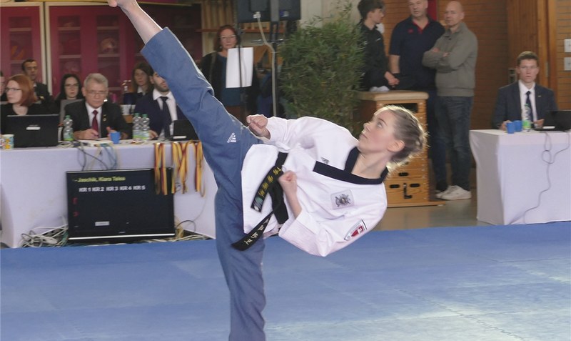 Starke Leistung: Kiara Jaschik von der SG Bomlitz-Lönsheide nahm erfolgreich an der Deutschen Meisterschaft Poomsae in Gehrden. Foto: SG Bomlitz