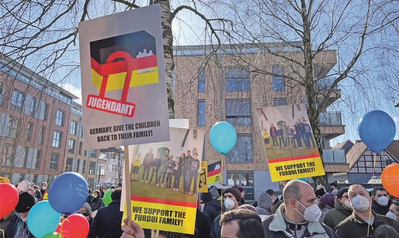 Der Sorgerechtsstreit schlägt hohe Wellen. Bereits im Februar fand in Walsrode eine Demonstration mit Tausenden von Teilnehmerinnen und Teilnehmern statt. Foto: Märit Heuer/WZ-Archiv