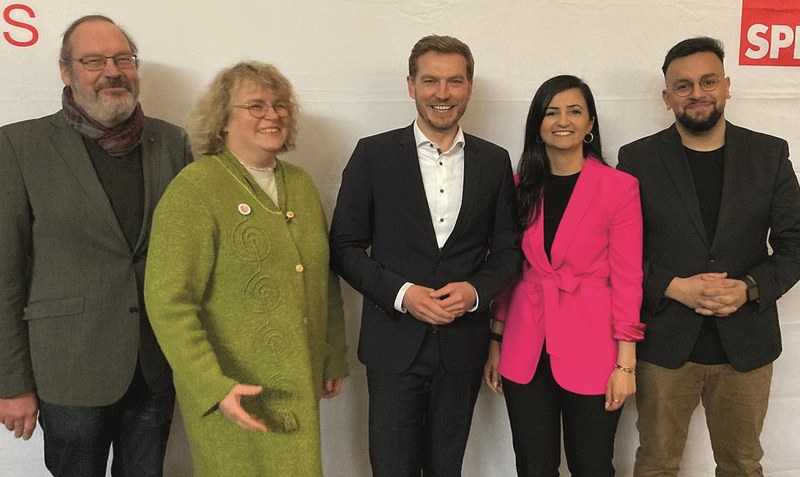 Der Vorstand der Heidekreis-SPD: Detlef Rogosch, Tatjana Bautsch, Sebastian Zinke, Aynur Colpan und Birhat Kacar (von links). Fotos: Hillmann