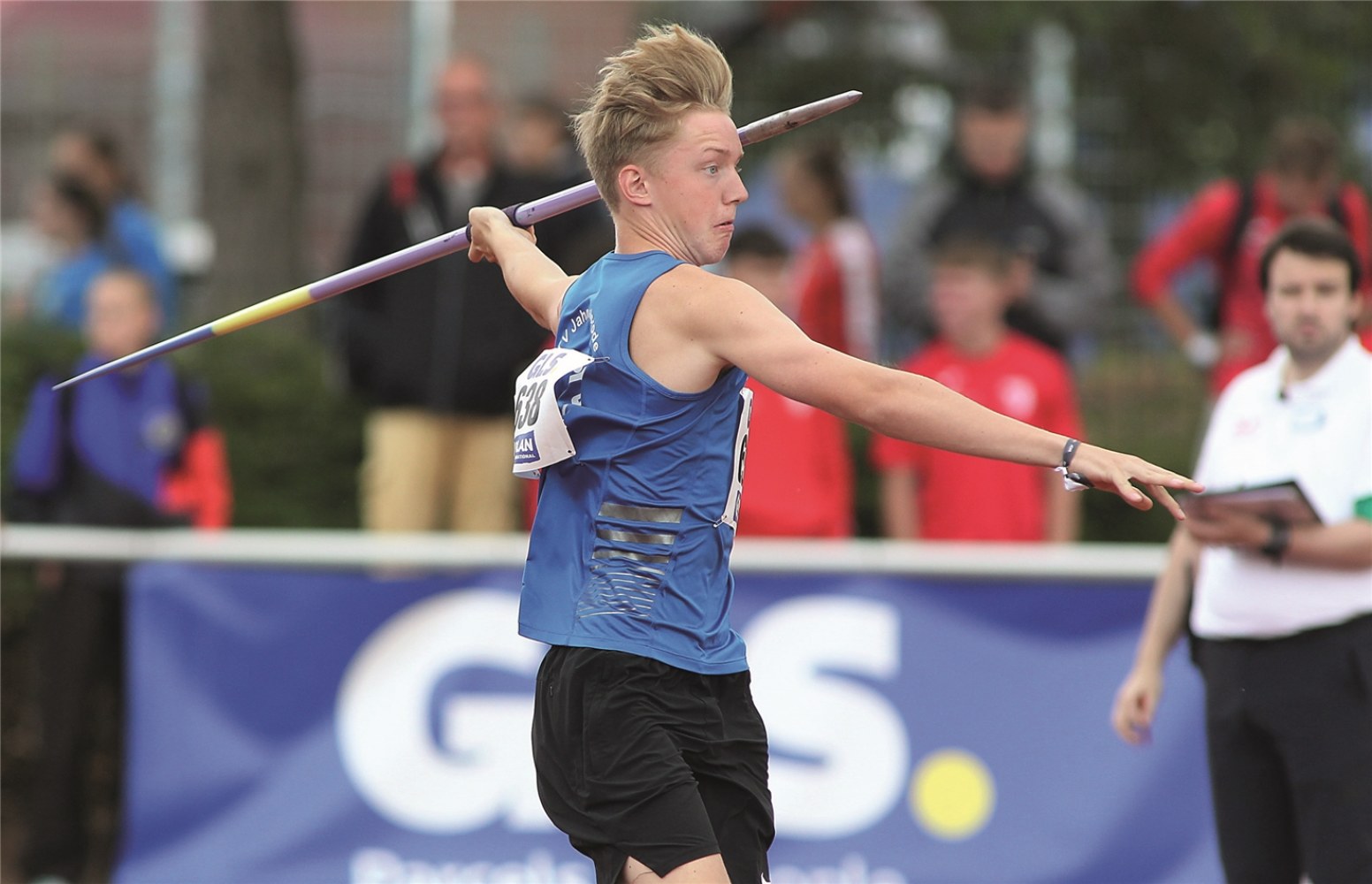 Mika Funck gelingt großer Wurf bei der Leichtathletik-Junioren-DM in Rostock - Lokales